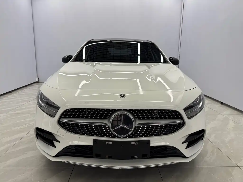 Mercedes-Benz A-Class 2021 A 180 L Sports Sedan купить на сайте DeffCars