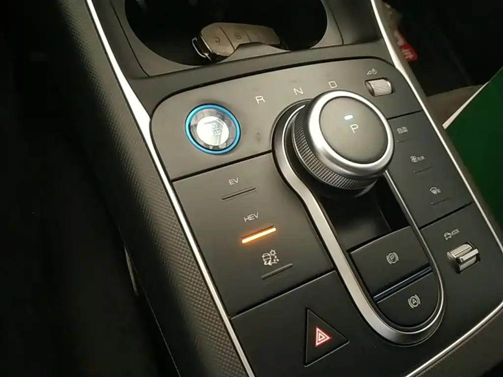 Destroyer 05 2024 Honor Edition DM-i 55KM Luxury Type купить на сайте DeffCars