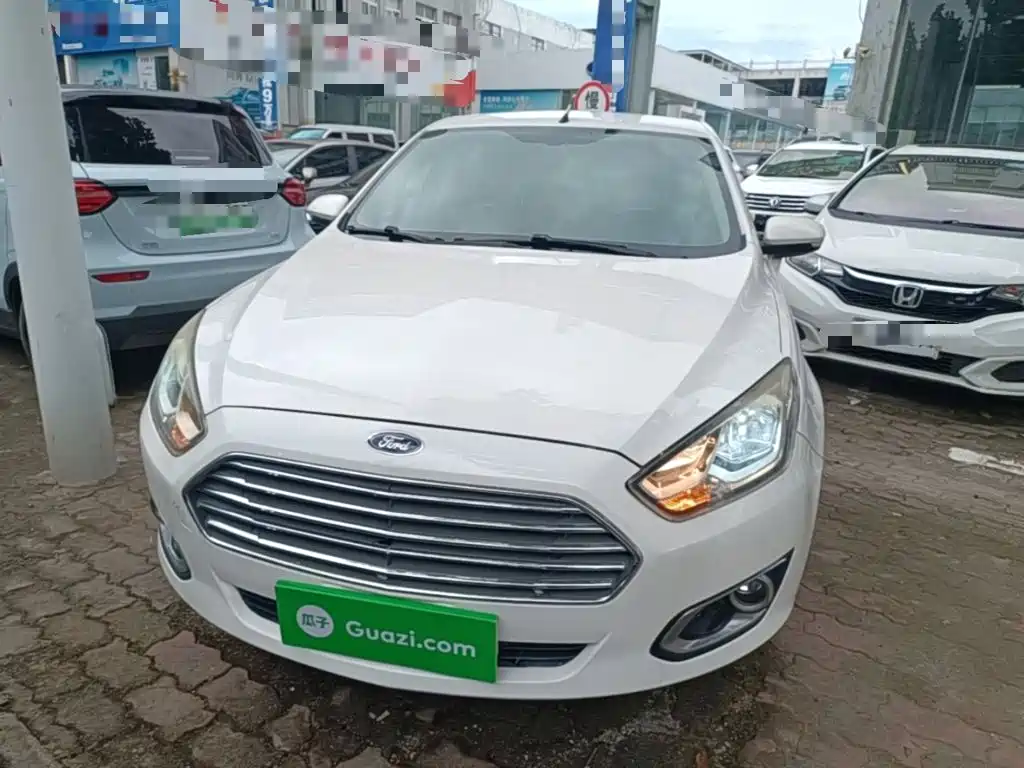 Escort 2015款 1.5L 手动舒适型 купить на сайте DeffCars