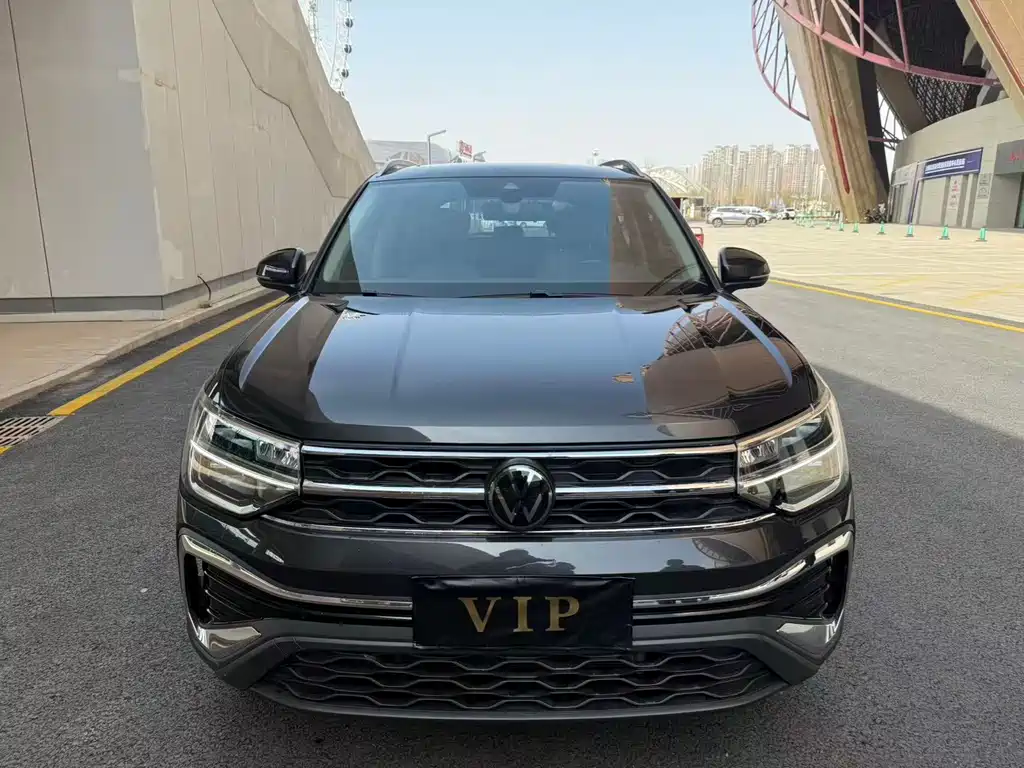 Tuyue 2023 300TSI 2WD Bright Moon Edition купить на сайте DeffCars