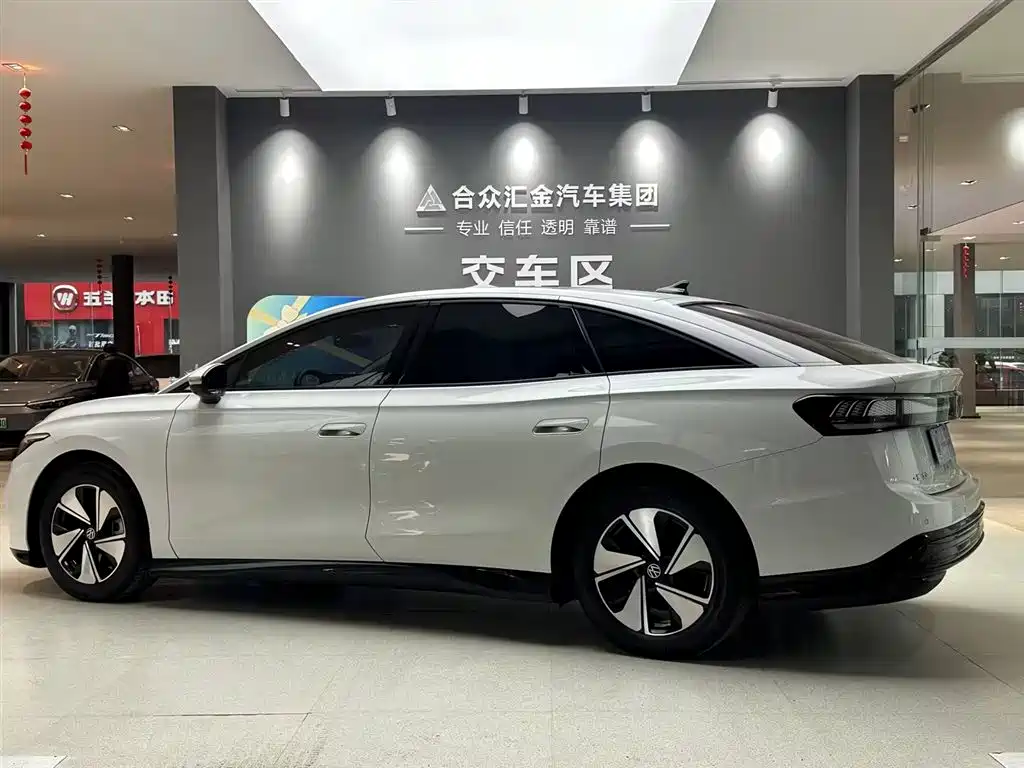 Volkswagen ID.7 VIZZION 2024 AIR купить на сайте DeffCars
