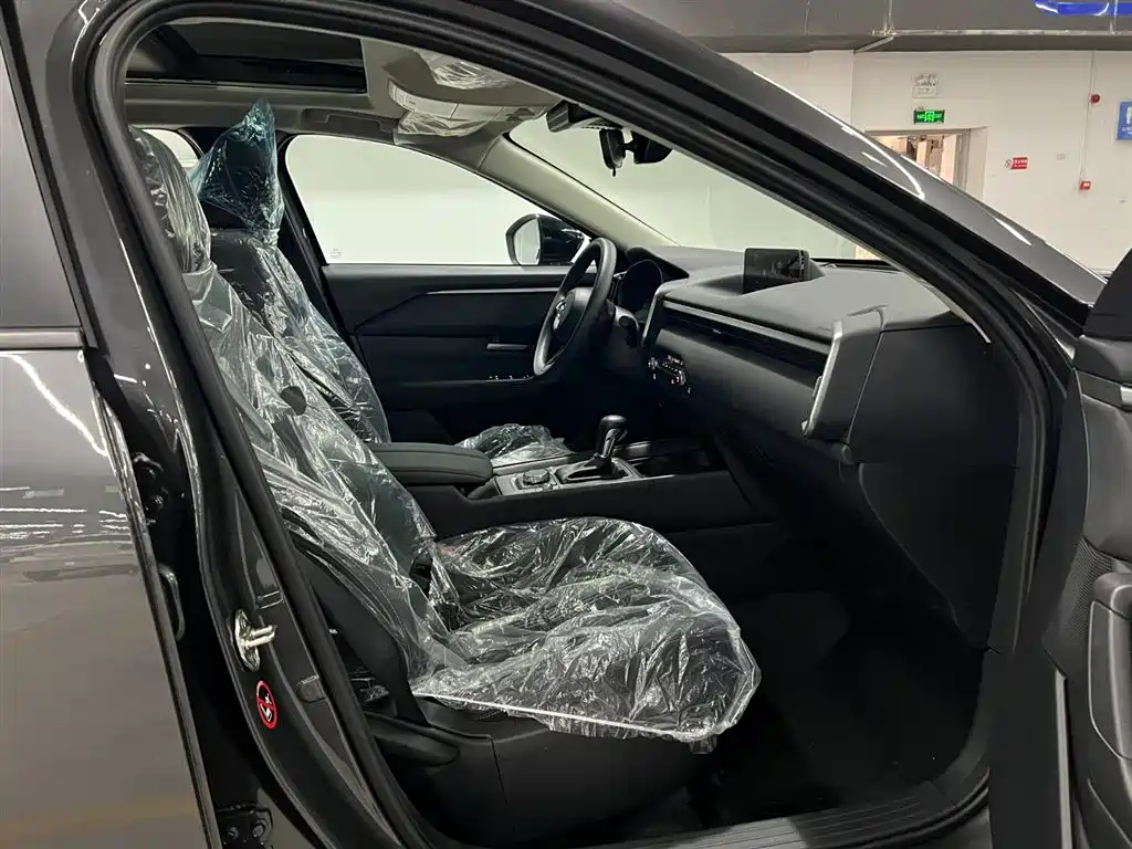 Mazda CX-50 2023 2.0L Leading Edition купить на сайте DeffCars