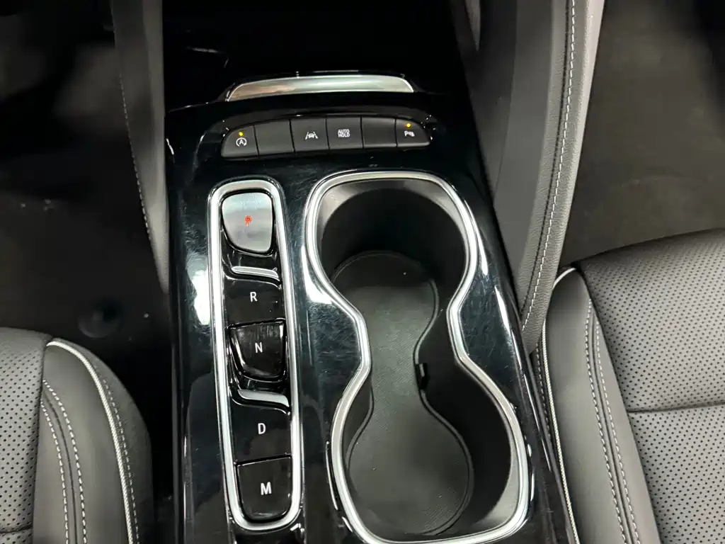Envision Plus 2023 Envision Plus 652T five-seater luxury model купить на сайте DeffCars