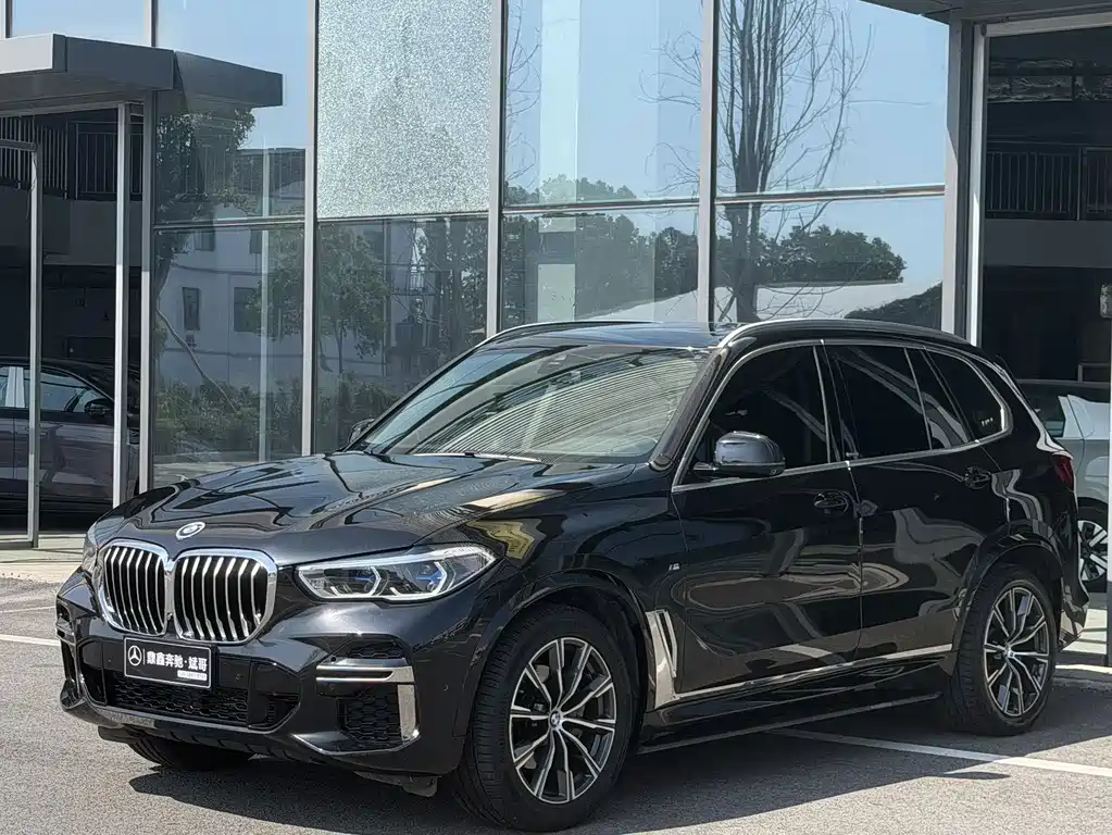 BMW X5 imported 2022 xDrive40i M sports package купить на сайте DeffCars