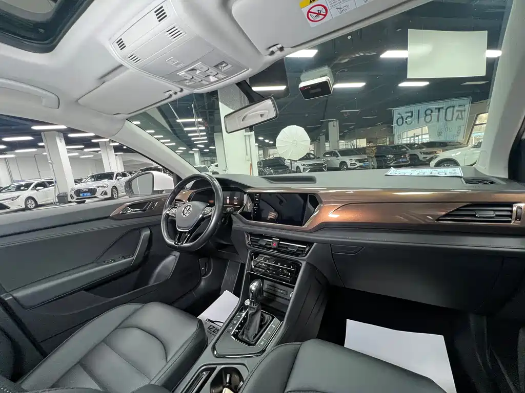 Tuyue 2022 280TSI two-wheel drive luxury version купить на сайте DeffCars