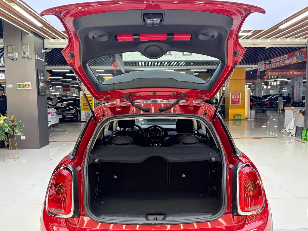 Mini 2016 1.2T one avant-garde купить на сайте DeffCars