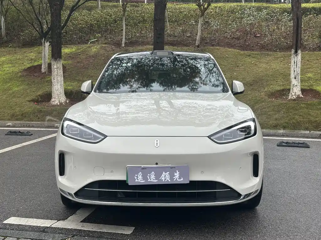 Wenjie M5 2025 extended range Ultra four-wheel drive version купить на сайте DeffCars