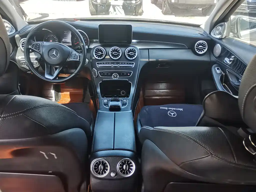 Mercedes-Benz C-Class 2016 C 180 L Sports купить на сайте DeffCars