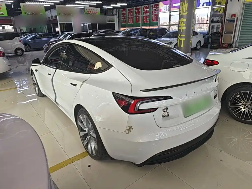 Model 3 2025 rear-wheel drive version купить на сайте DeffCars