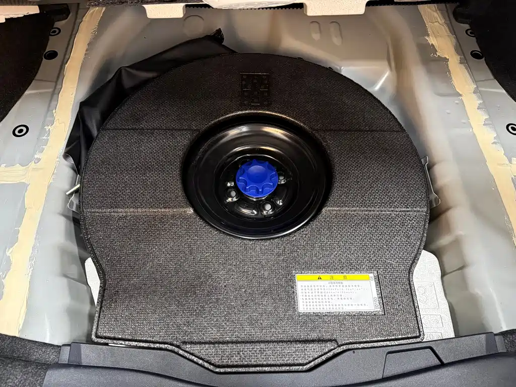 YARiS L Zhixiang 2022 1.5L CVT leading PLUS version купить на сайте DeffCars