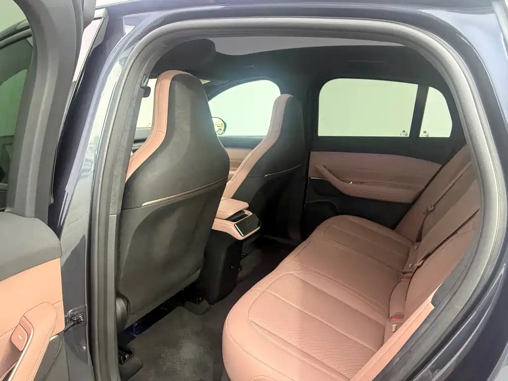 NIO EC6 2024 model 75kWh купить на сайте DeffCars