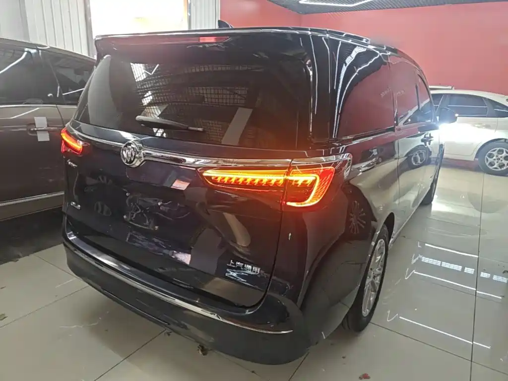 Buick GL8 2021 Avenir Four-seater Premium Edition купить на сайте DeffCars