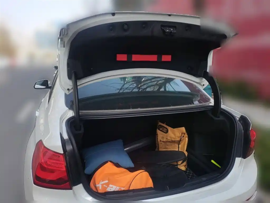 BMW 1 Series 2020 120i Fashion купить на сайте DeffCars