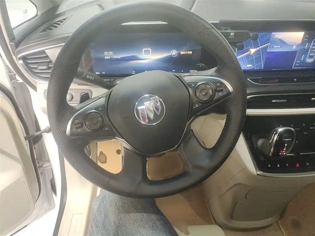 Buick GL8 2023 ES Lu Zun Comfort Type купить на сайте DeffCars