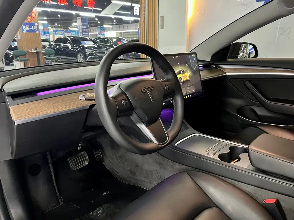 Model 3 2022 rear-wheel drive version купить на сайте DeffCars
