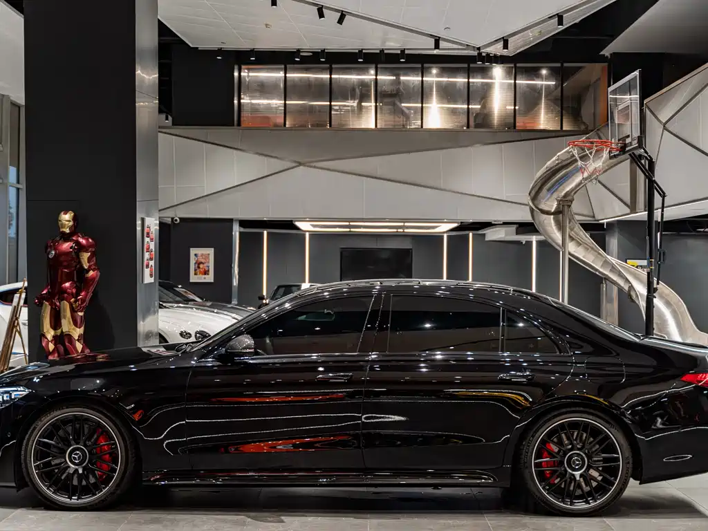 Mercedes-Benz S-Class AMG New Energy 2024 AMG S 63 L E Performance купить на сайте DeffCars