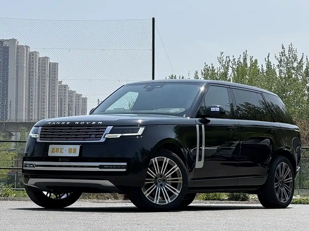 Range Rover 2024 3.0 L6 400PS Genesis Extended Edition купить на сайте DeffCars