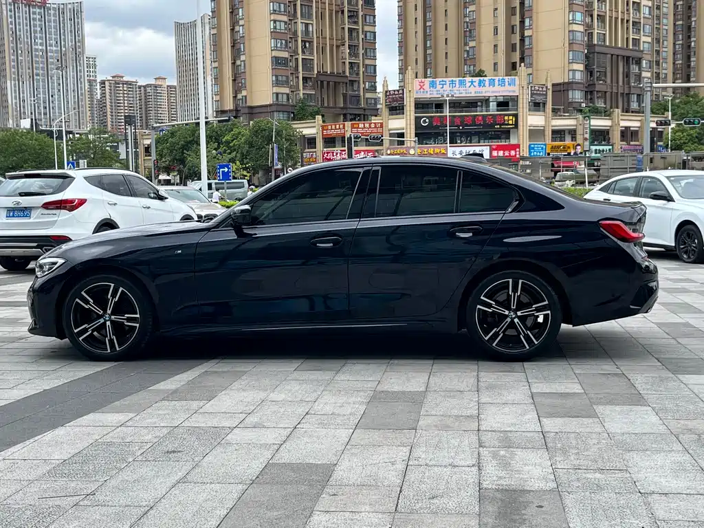BMW 3 Series 2021 325i M Sports Night Package купить на сайте DeffCars