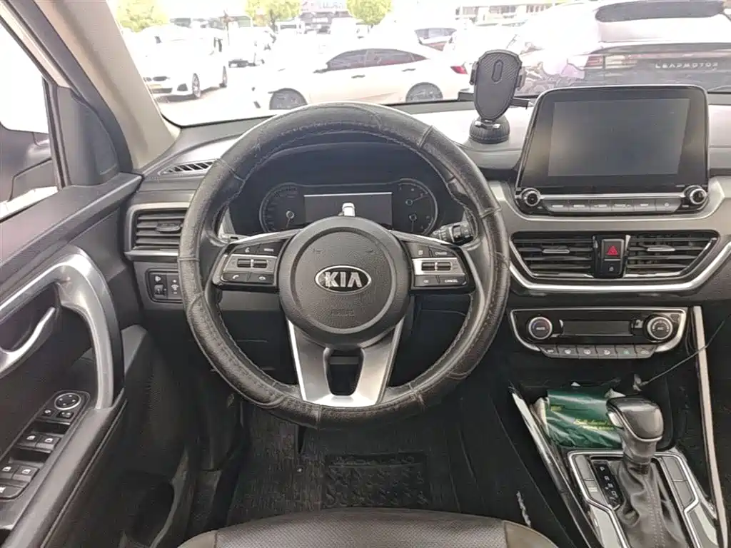 Zhipao 2019 2.0L Automatic Smart Enjoy Deluxe Edition купить на сайте DeffCars