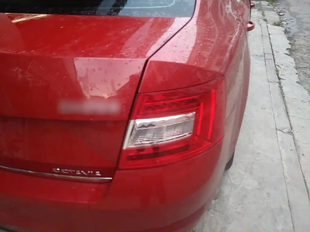 Octavia 2015 1.6L automatic Yijun version купить на сайте DeffCars