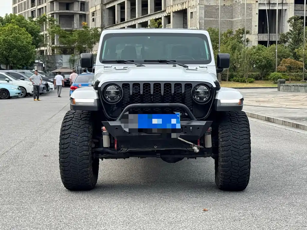Gladiator 2022 3.6L advance version купить на сайте DeffCars
