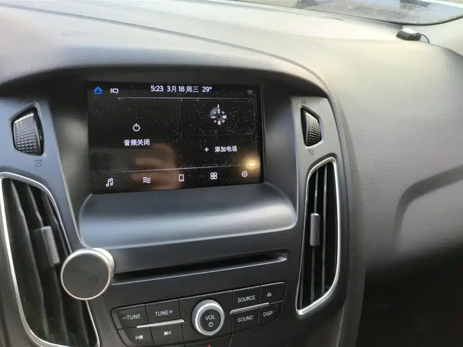 Focus 2017 Hatchback EcoBoost 180 Automatic Elite купить на сайте DeffCars