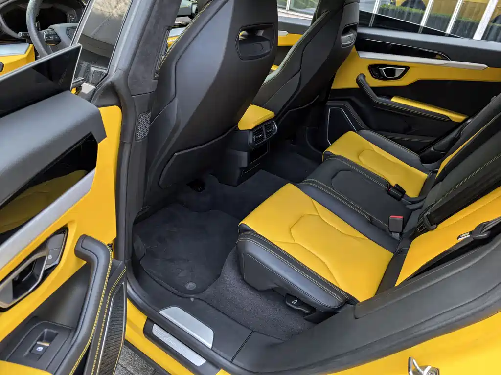 Urus 2021 4.0T V8 купить на сайте DeffCars