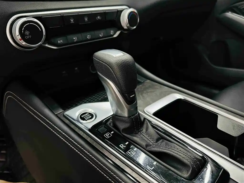 Teana 2024 2.0L XE True Heart Edition купить на сайте DeffCars