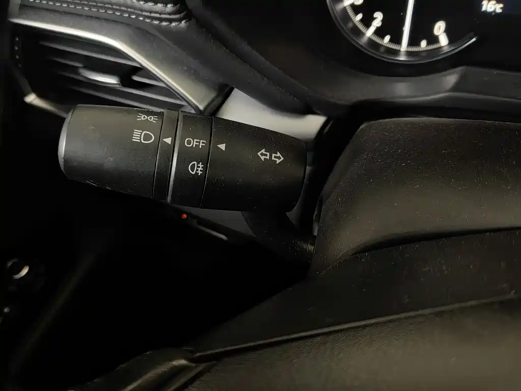 Mazda CX-5 2022 2.0L automatic two-wheel drive smart model купить на сайте DeffCars