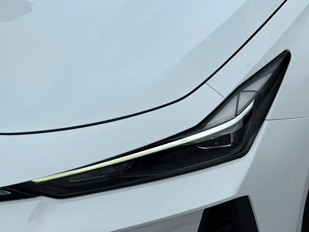Changan UNI-V 2024 1.5T noble sports model купить на сайте DeffCars