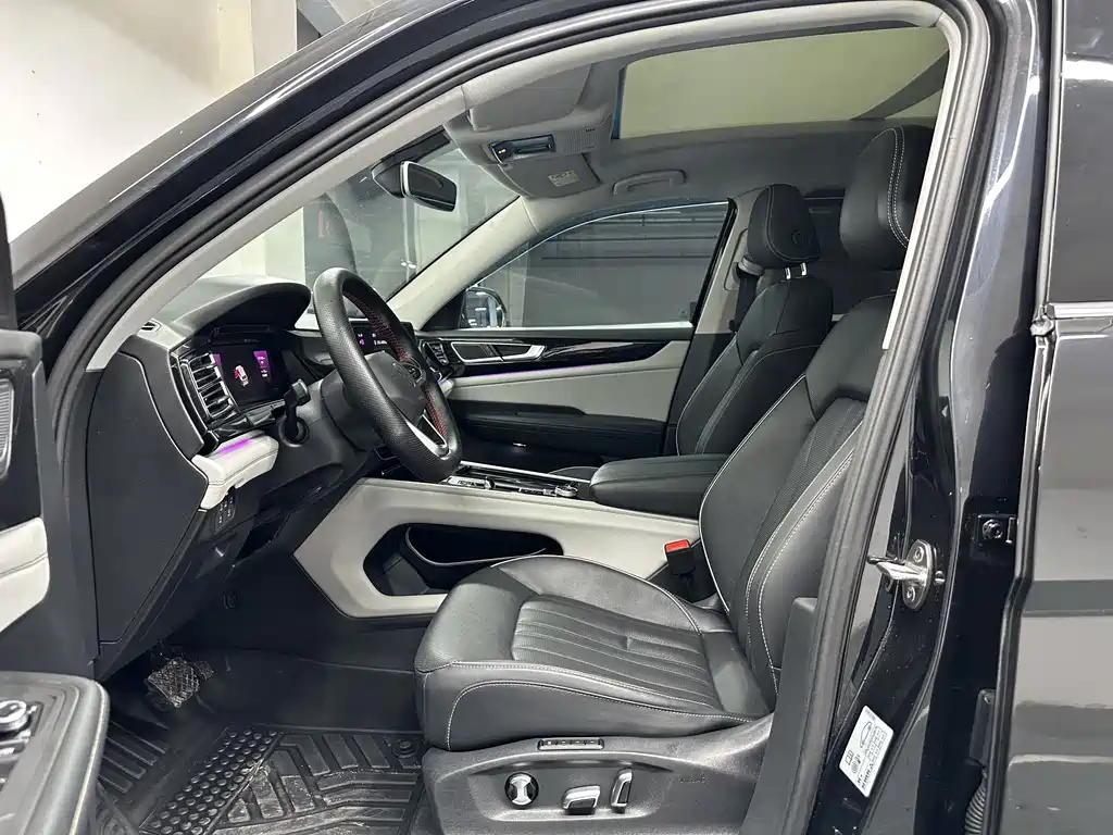 Touron 2022 380TSI four-wheel drive luxury version купить на сайте DeffCars