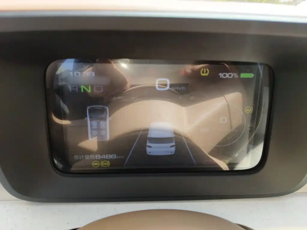 Hongguang MINIEV 2024 third generation 215km advanced version купить на сайте DeffCars