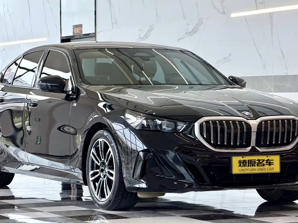 BMW 5 Series Imported 2024 525i M Sports Package купить на сайте DeffCars