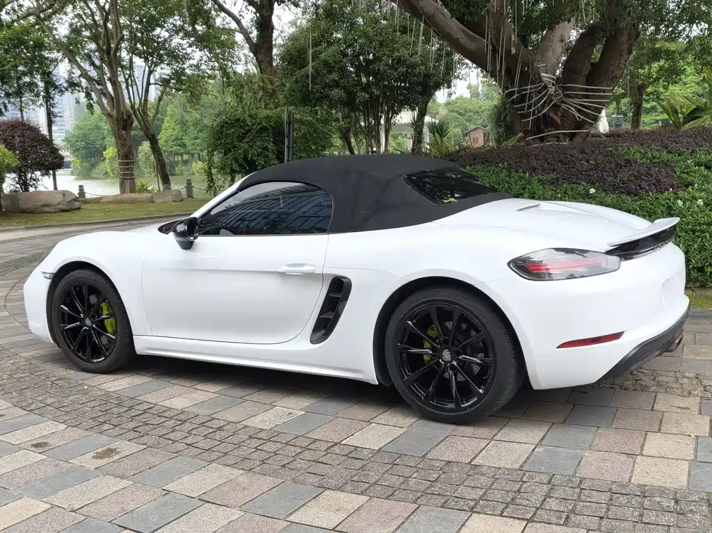 Porsche 718 2018 Boxster 2.0T купить на сайте DeffCars