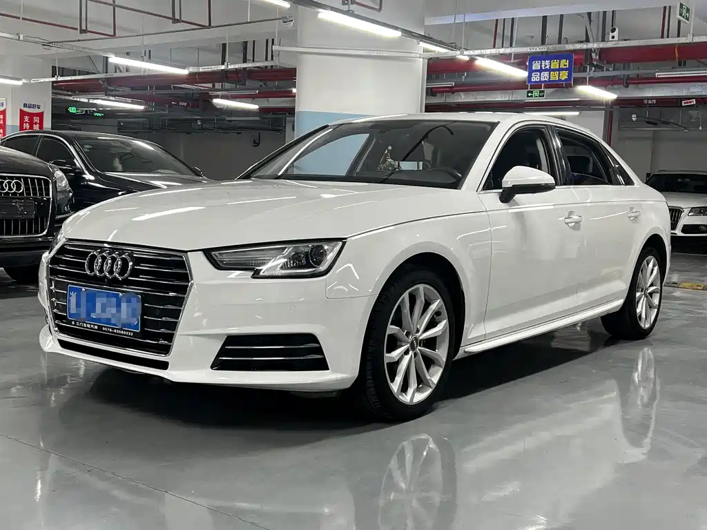 Audi A4L 2018 30th Anniversary Model 40 TFSI Fashion Model купить на сайте DeffCars