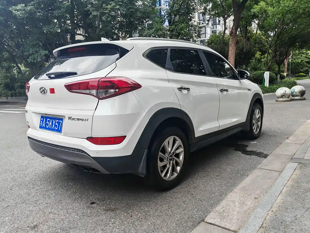 Tucson 2015 1.6T dual-clutch two-wheel drive intelligent model купить на сайте DeffCars