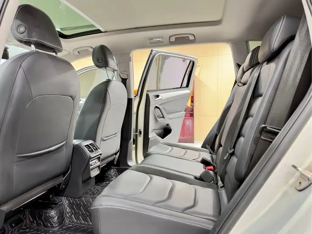 Tiguan L 2020 330TSI automatic two-wheel drive panoramic comfort version National VI купить на сайте DeffCars