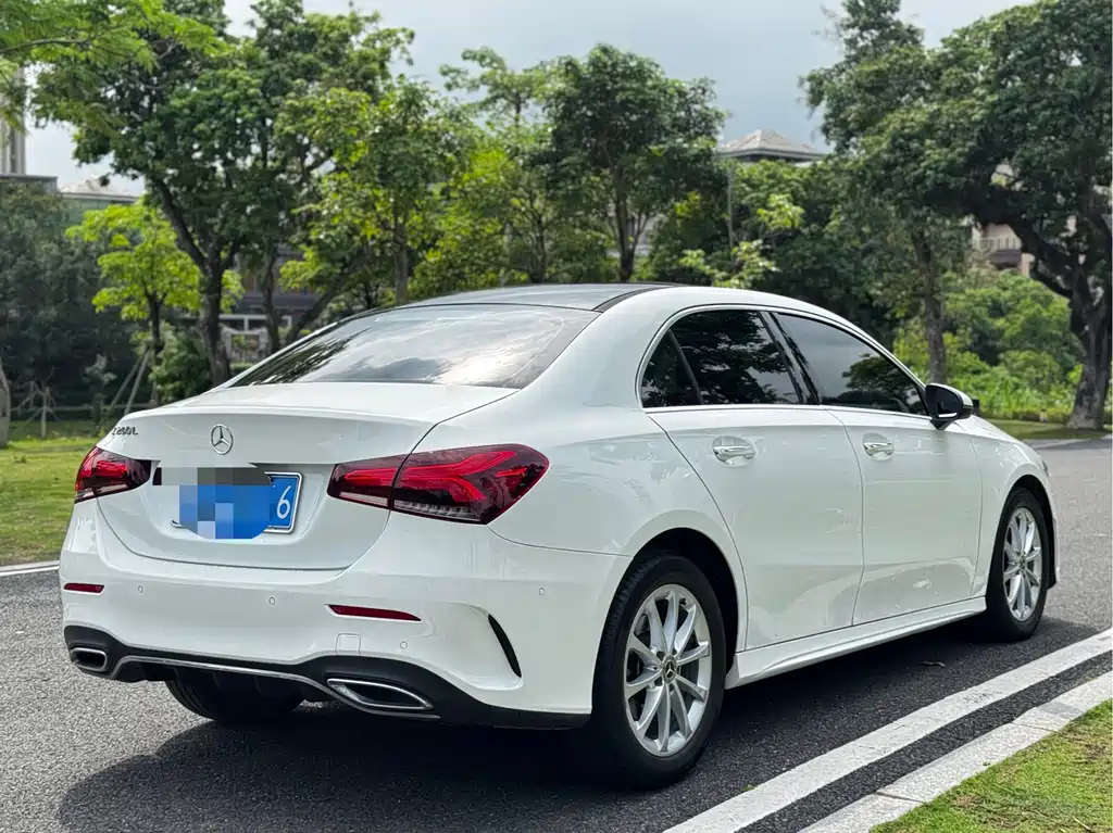 奔驰A级 2019款 改款 A 200 L 运动轿车 купить на сайте DeffCars