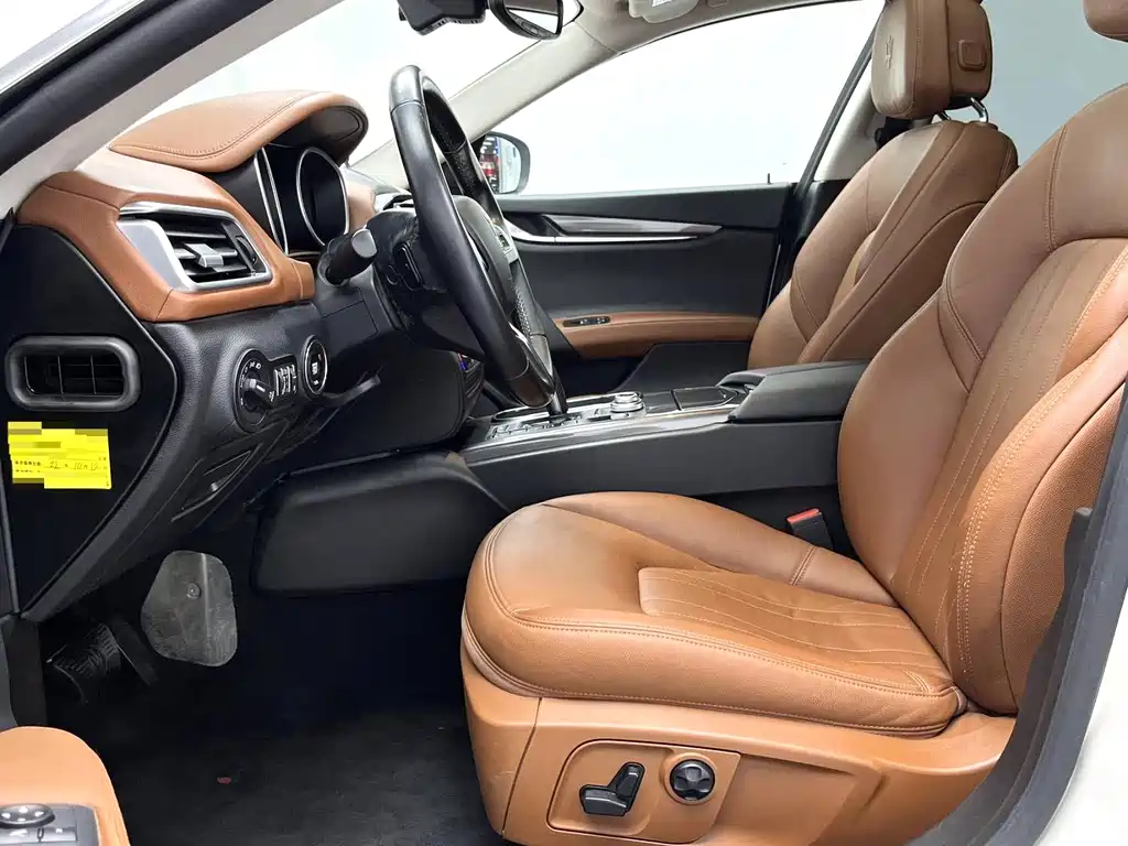 Ghibli 2019 3.0T Standard Edition National VI купить на сайте DeffCars