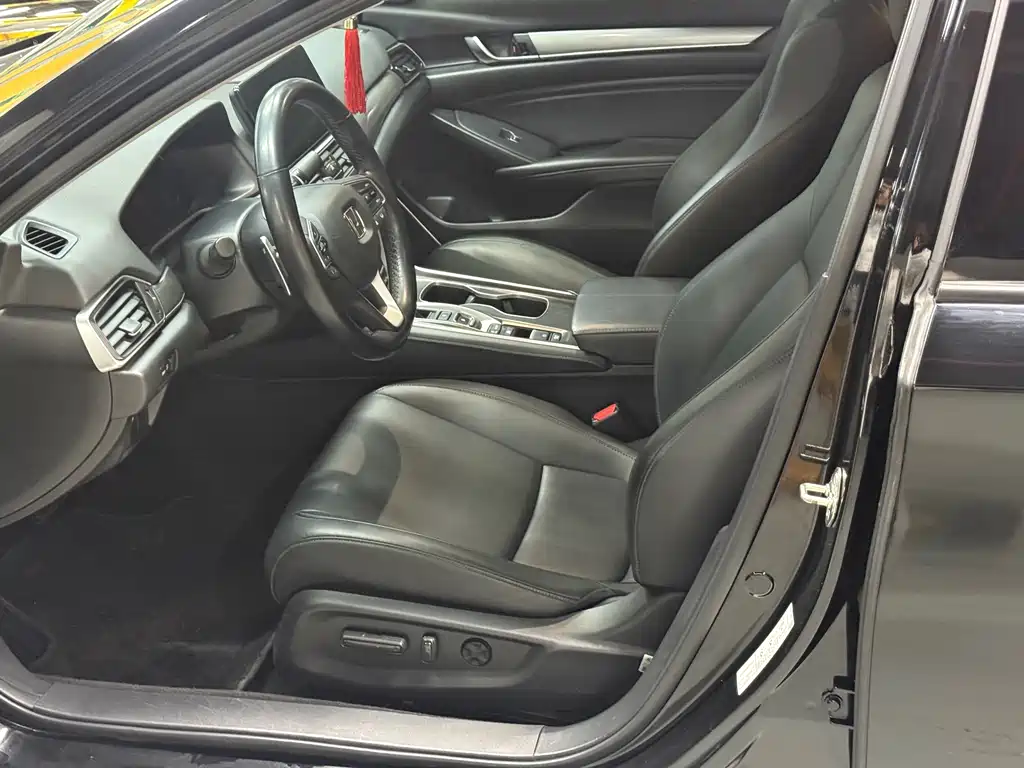 Accord 2022 Sharp Hybrid 2.0L Sharp Collar Edition купить на сайте DeffCars