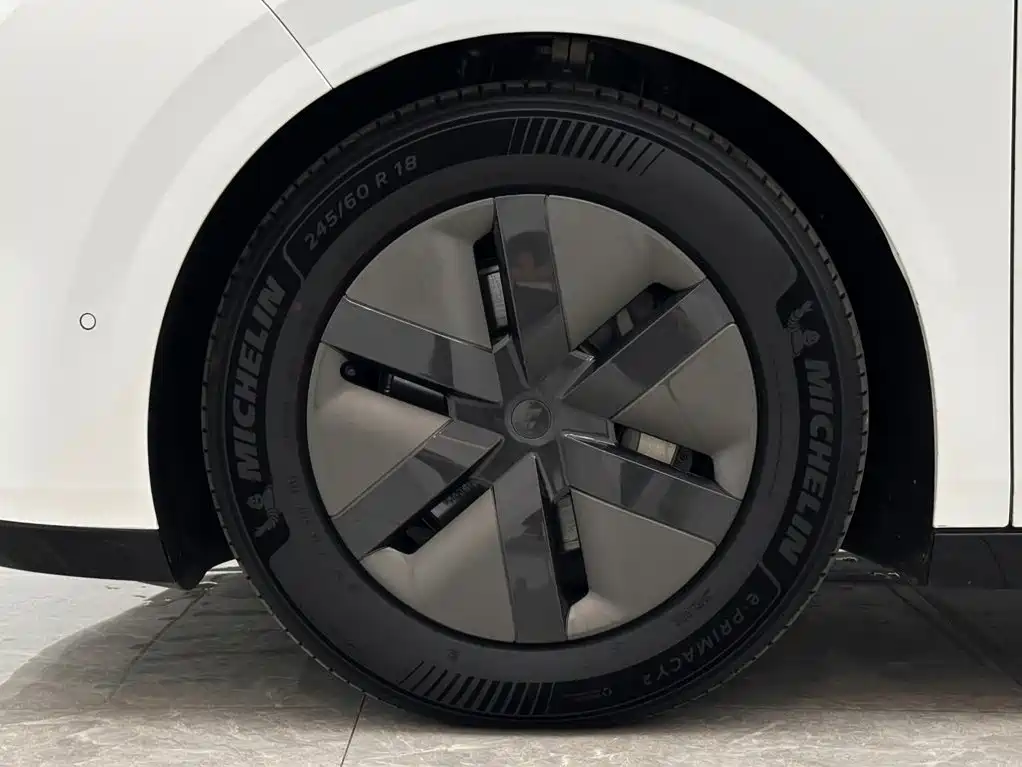 Ideal MEGA 2024 Ultra купить на сайте DeffCars