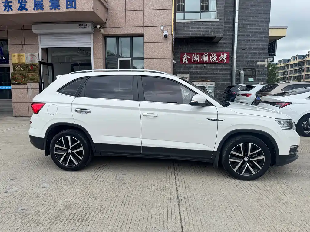 Komic 2022 1.5L automatic comfort version купить на сайте DeffCars