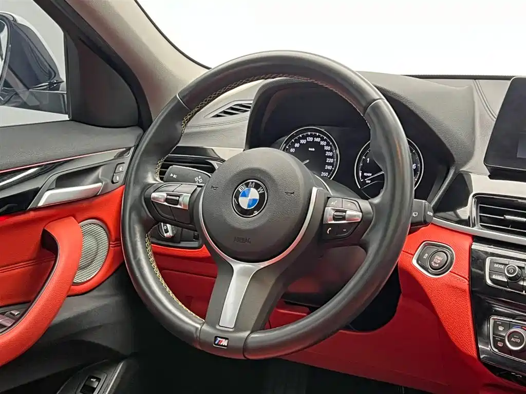 BMW X2 2023 sDrive25i M Off-Road Package купить на сайте DeffCars
