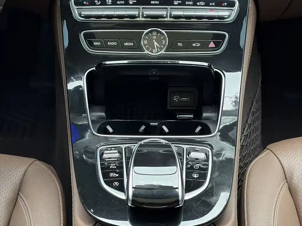 Mercedes-Benz E-Class 2017 E 300 L Luxury Model купить на сайте DeffCars