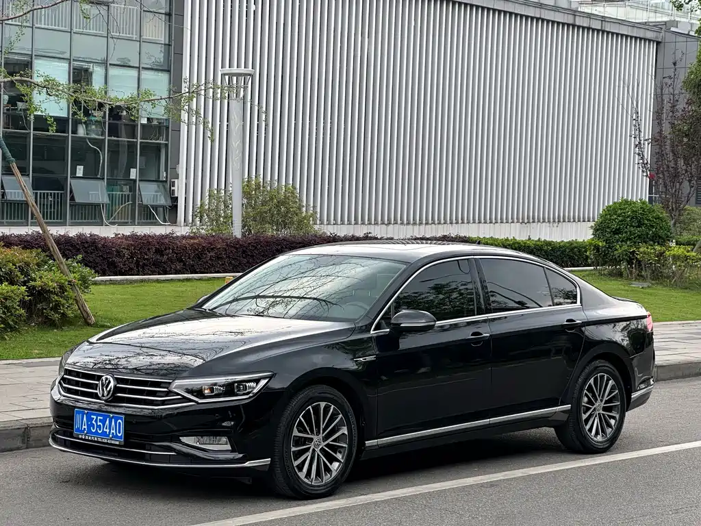 Magotan 2020 330TSI DSG luxury model купить на сайте DeffCars