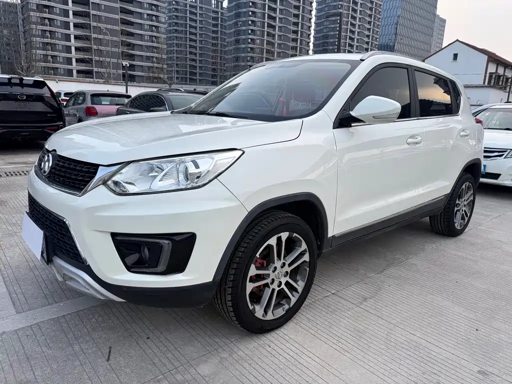 Saab X35 2016 1.5L automatic luxury version купить на сайте DeffCars