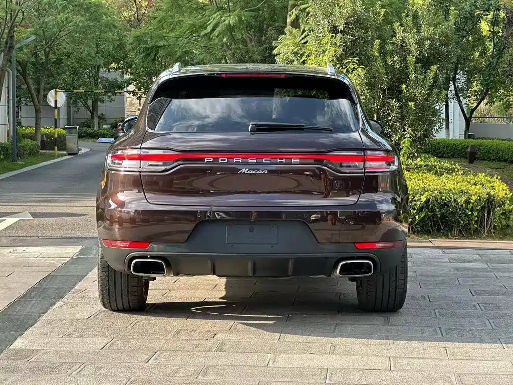 Macan 2017 Macan 2.0T купить на сайте DeffCars