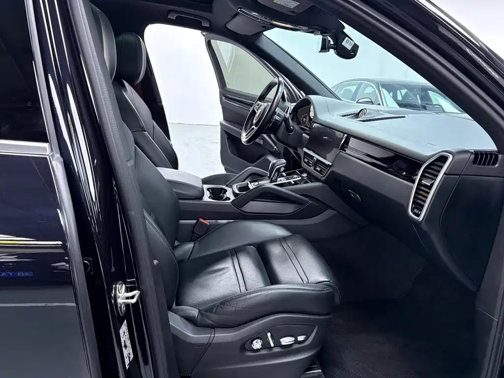 Cayenne 2018 Cayenne 3.0T купить на сайте DeffCars