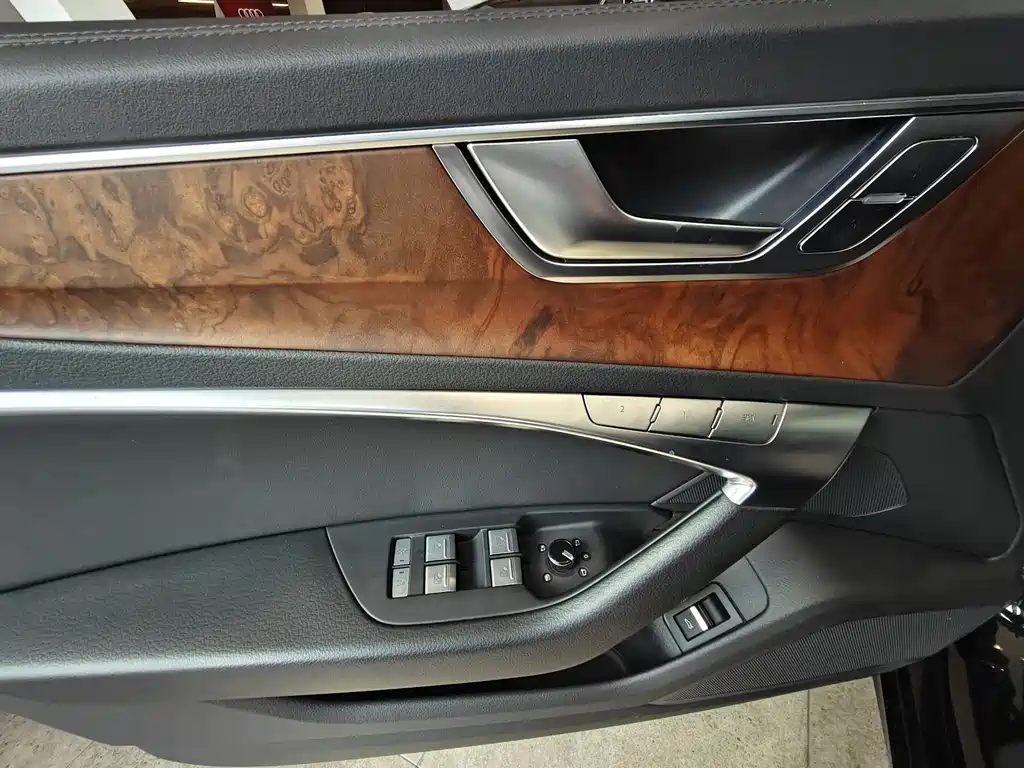Audi A6L 2023 45 TFSI quattro premium dynamic model купить на сайте DeffCars