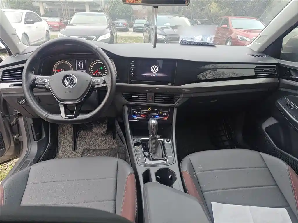 Bora 2021 1.5L Automatic Elite Intelligent Edition купить на сайте DeffCars